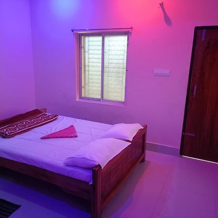 Hotel Dream Light ! 푸리 외부 사진